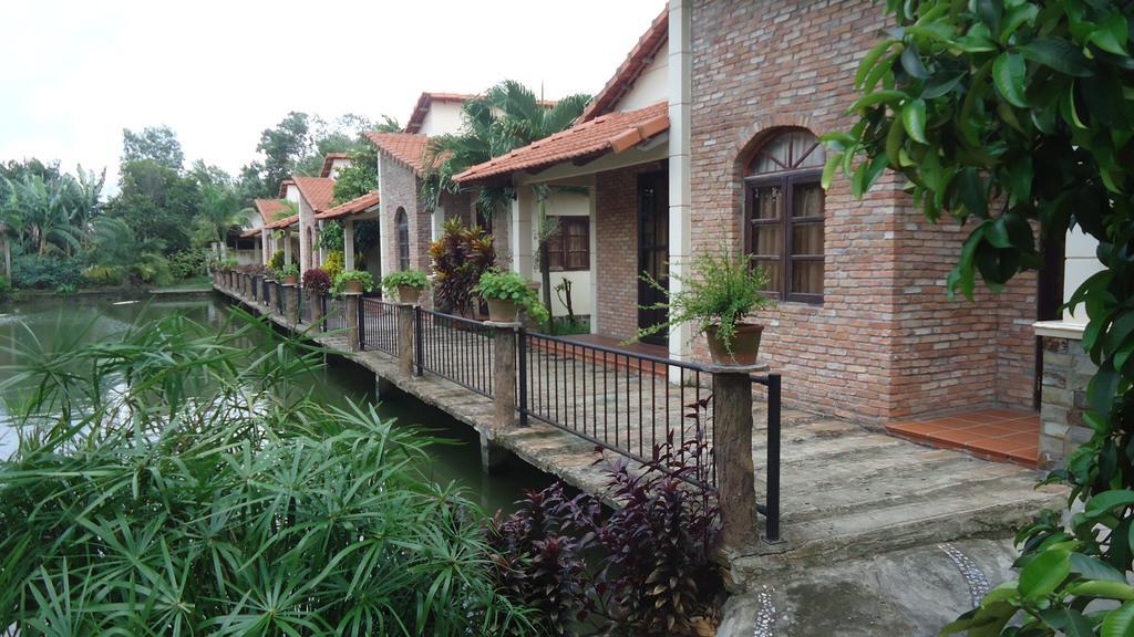 Bình Ðông Villa H2O الغرفة الصورة